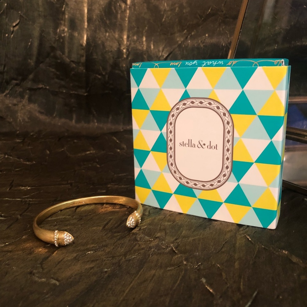 Stella & Dot Ansley Cuff